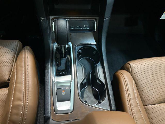 Photo of 2025 Magnetite Gray Metallic/Crystal Black Silica Subaru Ascent