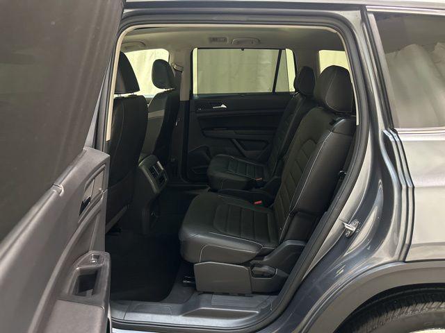 Photo of 2021 Platinum Gray Metallic Volkswagen Atlas