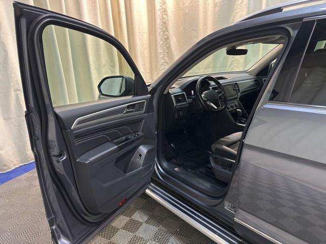 Photo of 2021 Platinum Gray Metallic Volkswagen Atlas