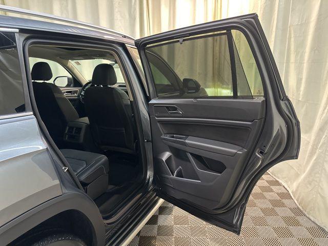 Photo of 2021 Platinum Gray Metallic Volkswagen Atlas
