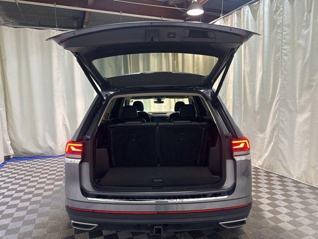 Photo of 2021 Platinum Gray Metallic Volkswagen Atlas