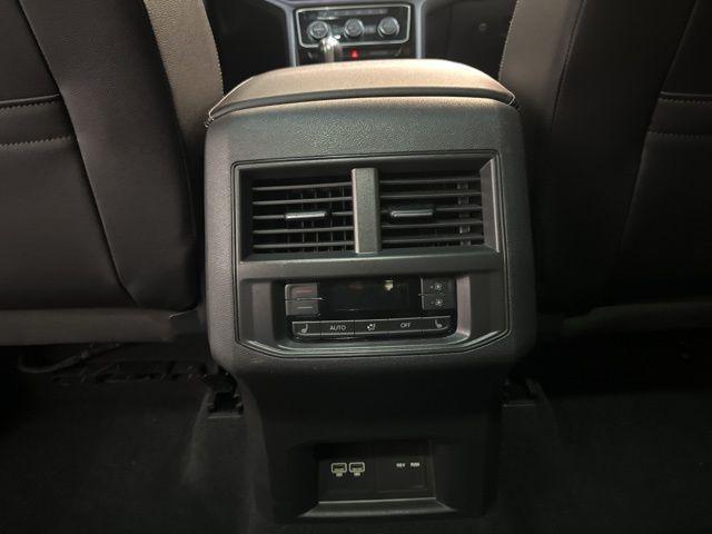 Photo of 2021 Platinum Gray Metallic Volkswagen Atlas