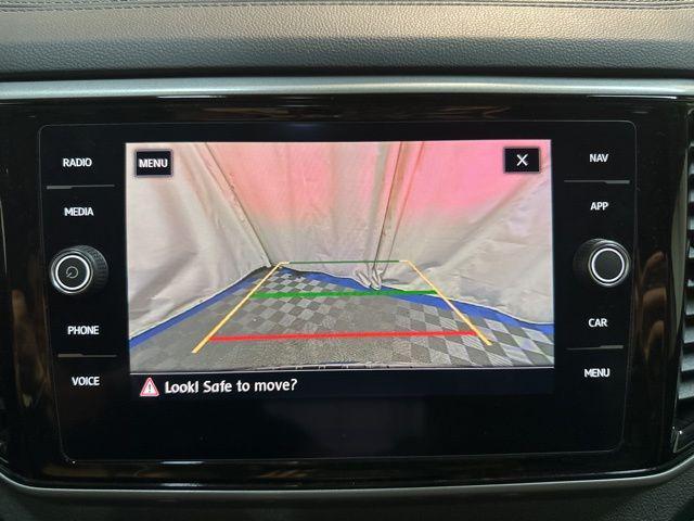 Photo of 2021 Platinum Gray Metallic Volkswagen Atlas