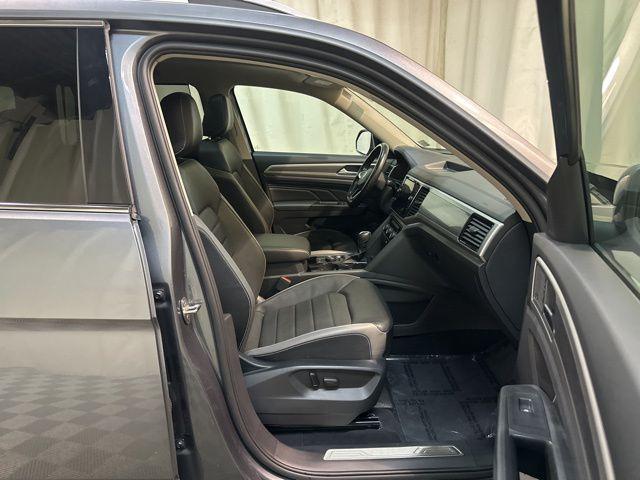 Photo of 2021 Platinum Gray Metallic Volkswagen Atlas