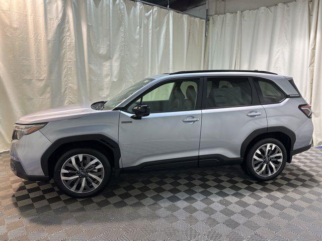 Photo of 2025 Ice Silver Metallic Subaru Forester Hybrid