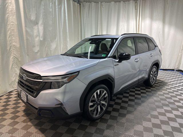 Photo of 2025 Ice Silver Metallic Subaru Forester Hybrid