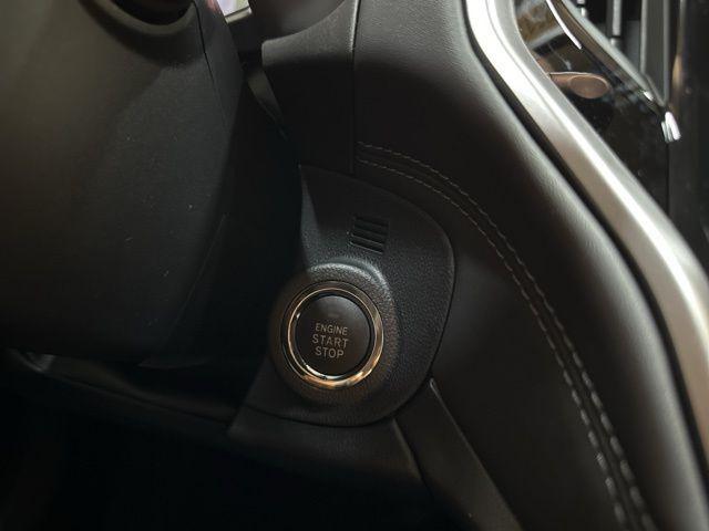 Photo of 2025 Ice Silver Metallic Subaru Outback