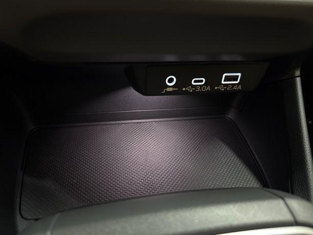 Photo of 2024 Crystal White Pearl Subaru Crosstrek