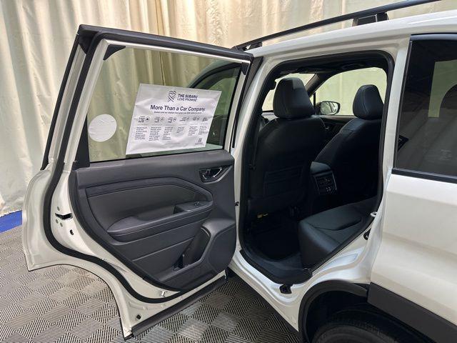 Photo of 2025 Crystal White Pearl Subaru Forester Hybrid