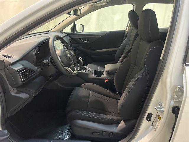 Photo of 2025 Crystal White Pearl Subaru Legacy