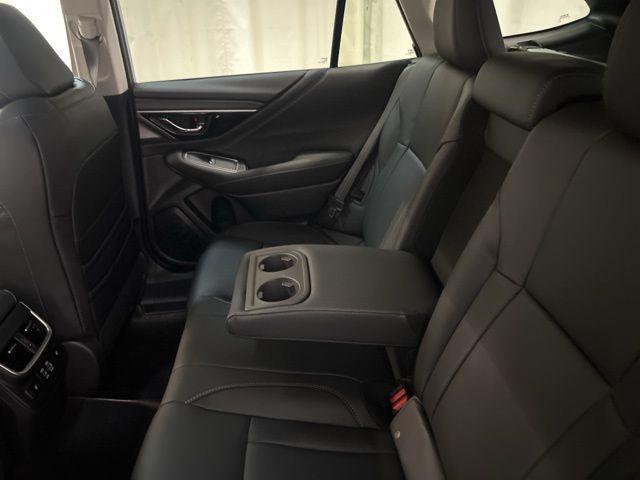 Photo of 2025 Ice Silver Metallic Subaru Outback