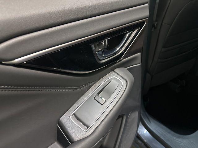Photo of 2025 Magnetite Gray Metallic Subaru Outback
