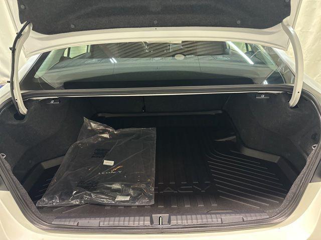 Photo of 2025 Crystal White Pearl Subaru Legacy