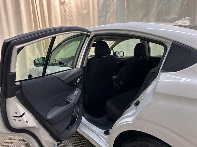 Photo of 2025 Crystal White Pearl Subaru Legacy