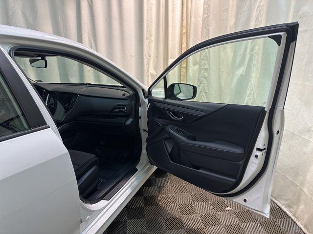 Photo of 2025 Crystal White Pearl Subaru Legacy