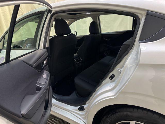 Photo of 2025 Crystal White Pearl Subaru Legacy