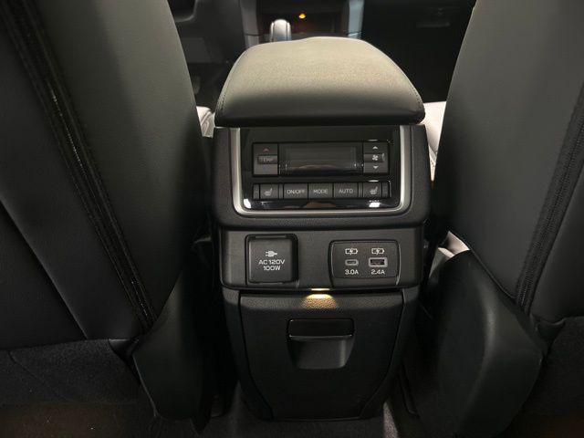 Photo of 2025 Crystal White Pearl Subaru Ascent