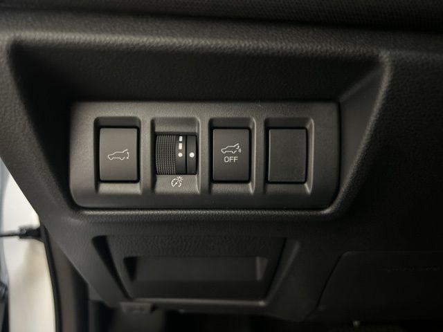 Photo of 2025 Crystal White Pearl Subaru Outback