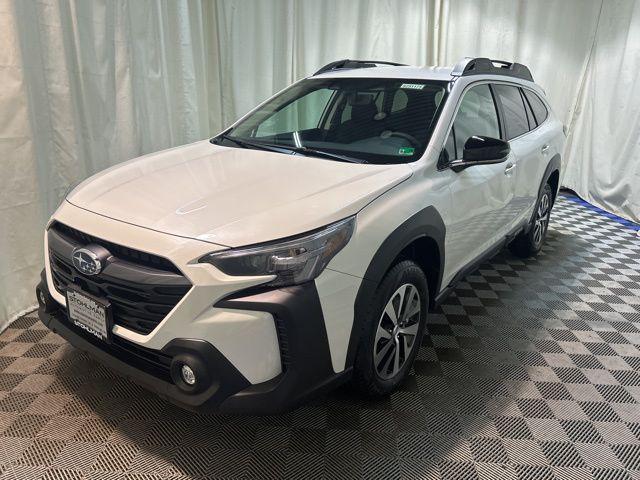 Photo of 2025 Crystal White Pearl Subaru Outback