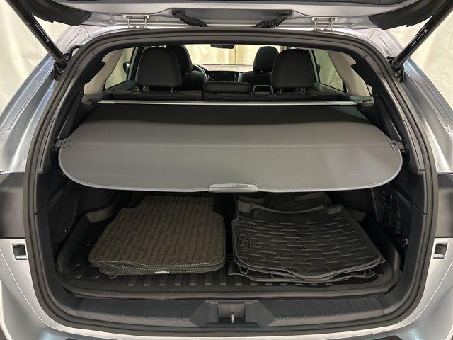 Photo of 2024 Ice Silver Metallic Subaru Outback
