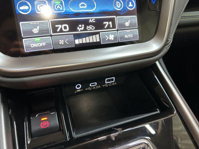 Photo of 2024 Ice Silver Metallic Subaru Outback