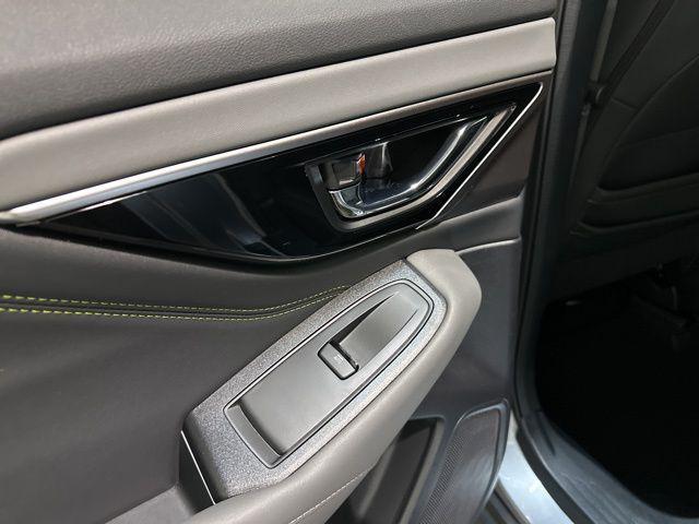 Photo of 2024 Ice Silver Metallic Subaru Outback
