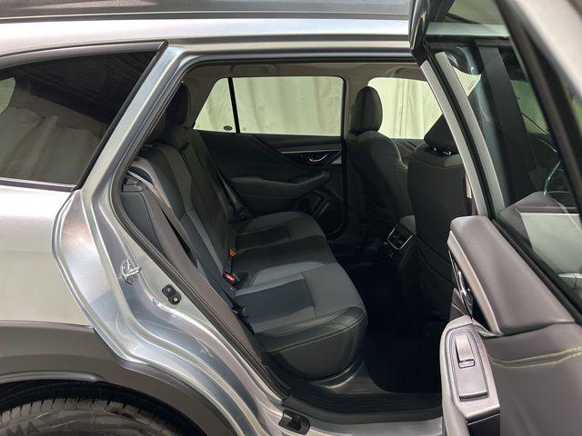 Photo of 2024 Ice Silver Metallic Subaru Outback