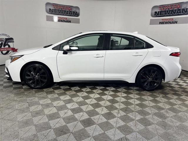 Photo of 2024 White Toyota Corolla