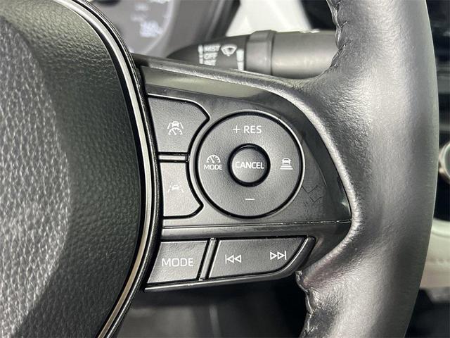 Photo of 2024 White Toyota Corolla