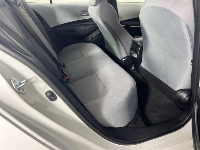 Photo of 2024 White Toyota Corolla