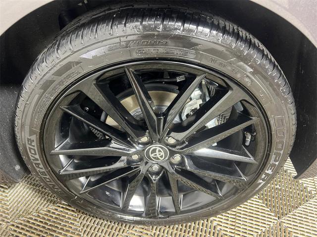 Photo of 2022 Predawn Gray Mica Toyota Camry