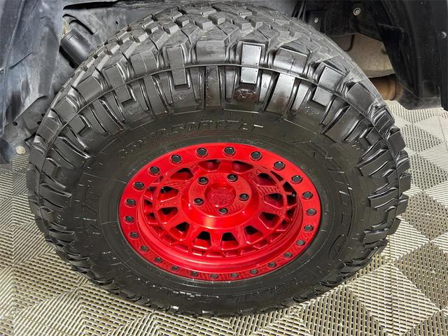Photo of 2020 Sting-Gray Clearcoat Jeep Gladiator