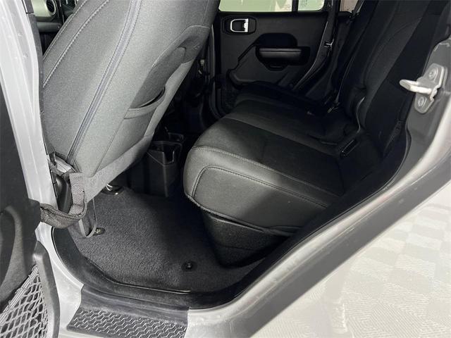Photo of 2020 Sting-Gray Clearcoat Jeep Gladiator