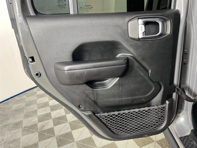 Photo of 2020 Sting-Gray Clearcoat Jeep Gladiator