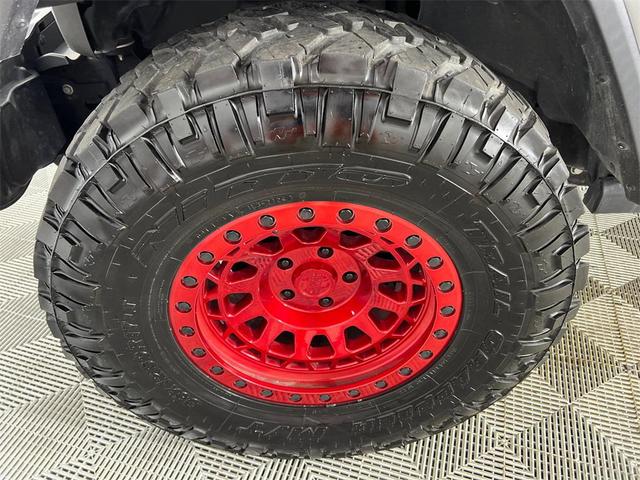 Photo of 2020 Sting-Gray Clearcoat Jeep Gladiator