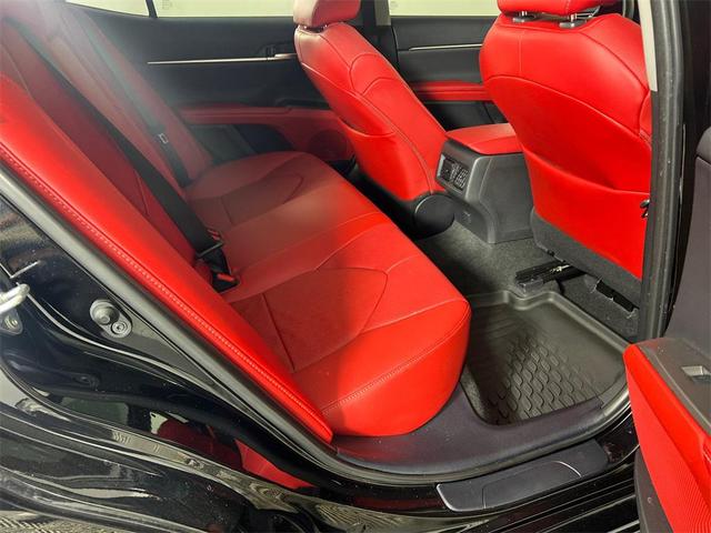 Photo of 2024 Midnight Black Metallic Toyota Camry