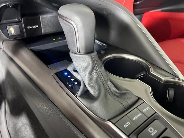 Photo of 2024 Midnight Black Metallic Toyota Camry