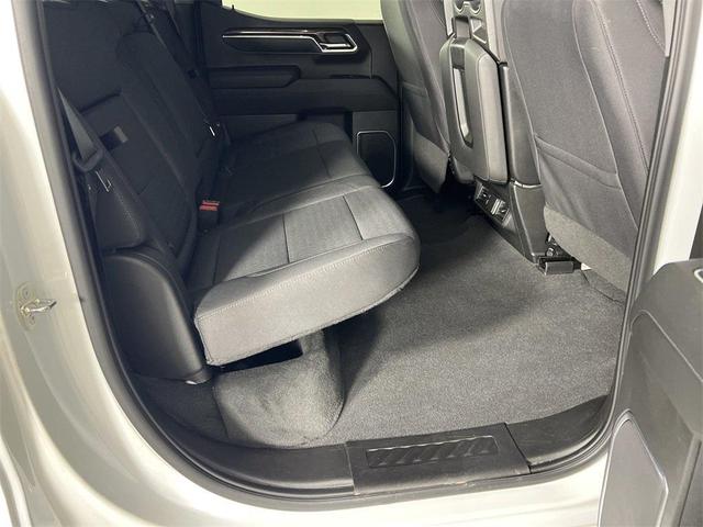 Photo of 2023 Summit White GMC Sierra 1500