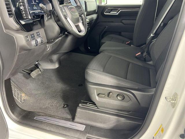 Photo of 2023 Summit White GMC Sierra 1500