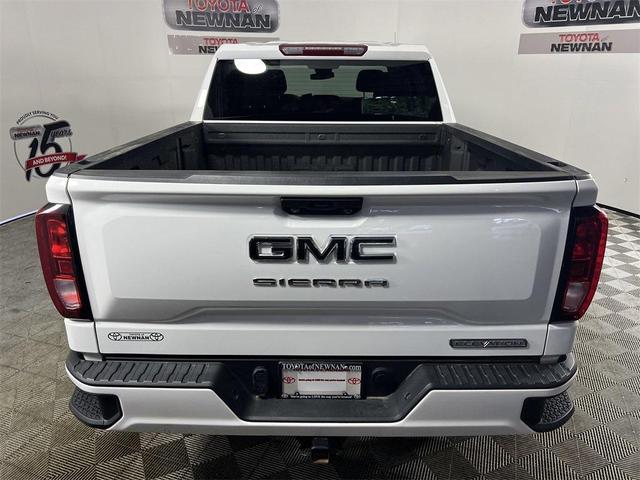 Photo of 2023 Summit White GMC Sierra 1500