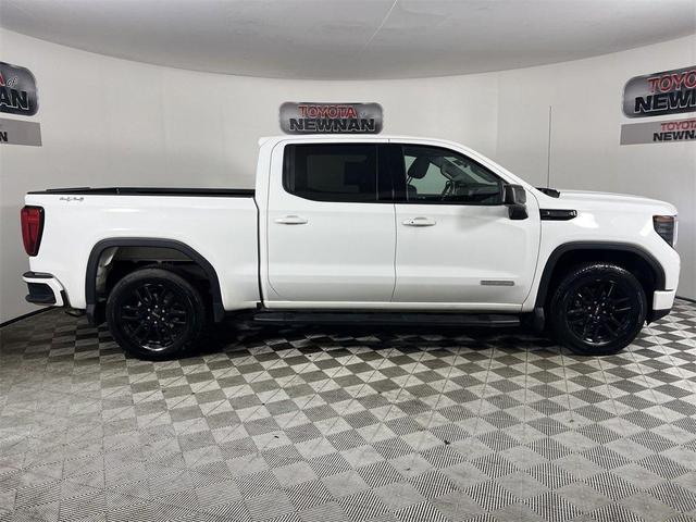 Photo of 2023 Summit White GMC Sierra 1500