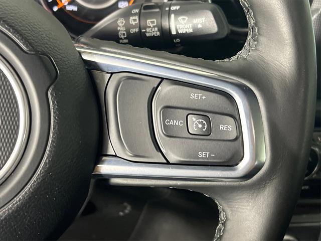 Photo of 2021 Bright White Clearcoat Jeep Wrangler Unlimited