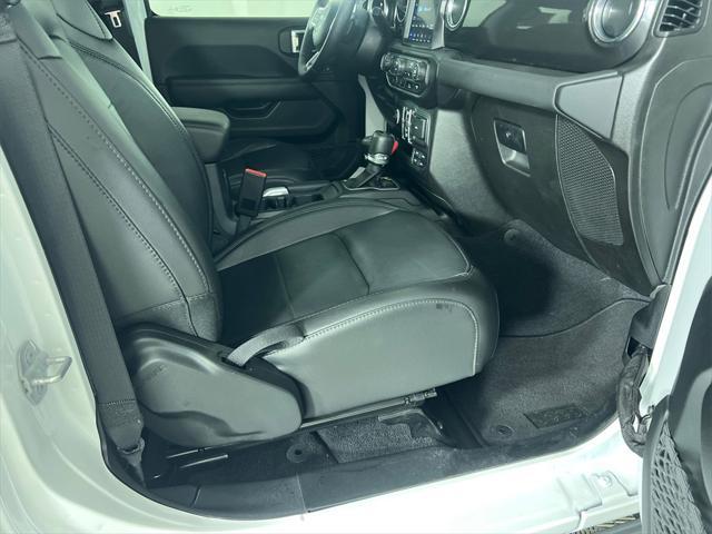 Photo of 2021 Bright White Clearcoat Jeep Wrangler Unlimited
