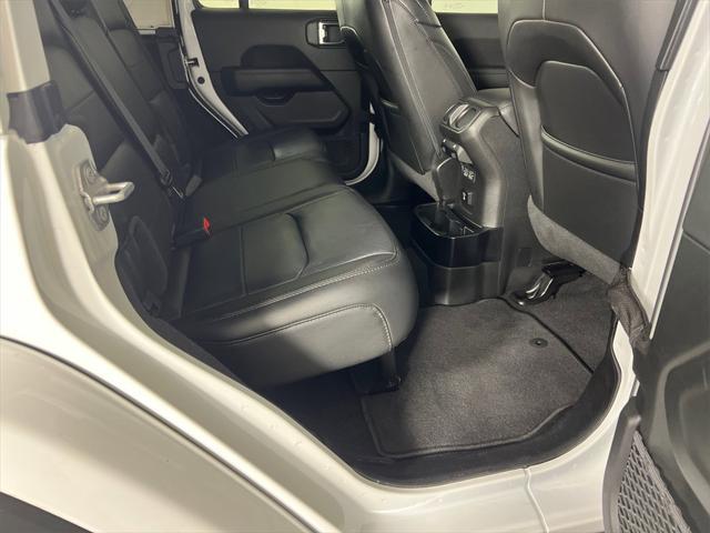 Photo of 2021 Bright White Clearcoat Jeep Wrangler Unlimited