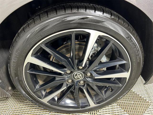 Photo of 2020 Predawn Gray Mica Toyota Camry