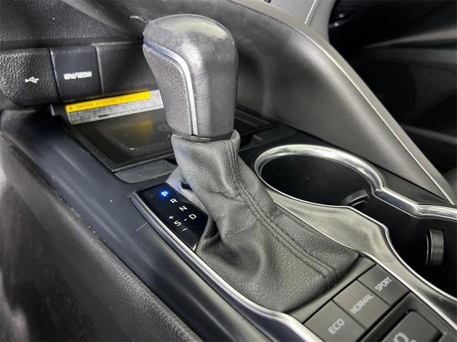 Photo of 2020 Predawn Gray Mica Toyota Camry