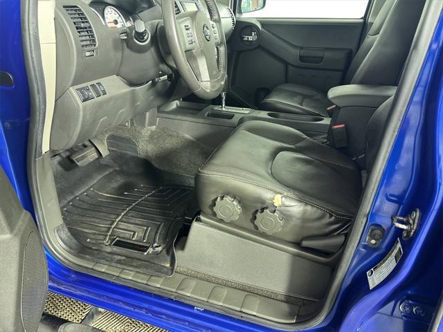 Photo of 2015 Metallic Blue Nissan Xterra