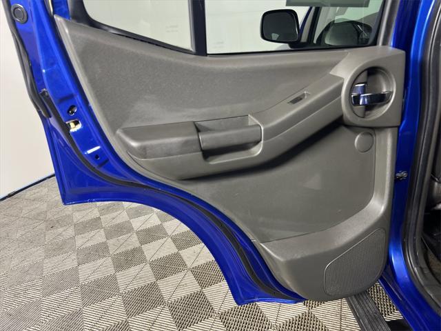Photo of 2015 Metallic Blue Nissan Xterra