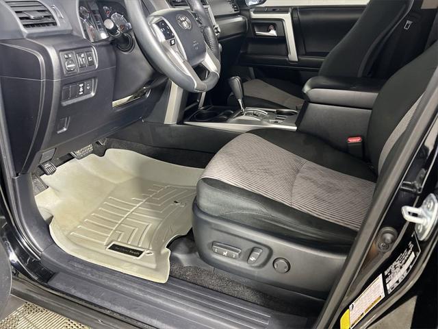 Photo of 2022 Midnight Black Metallic Toyota 4Runner