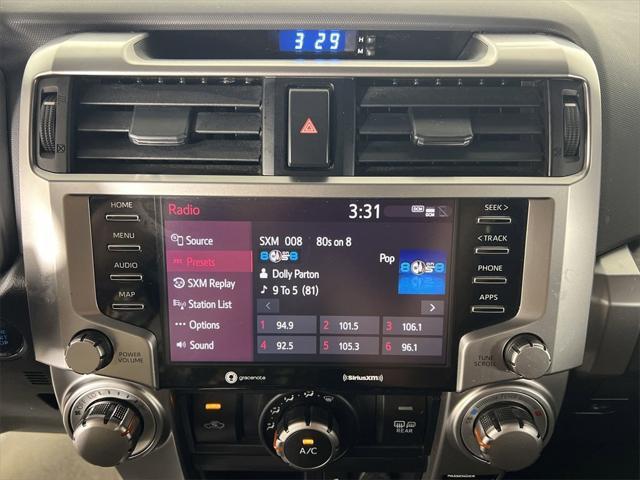 Photo of 2022 Midnight Black Metallic Toyota 4Runner